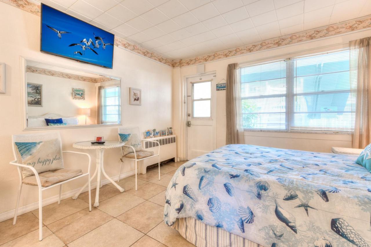 Tropic Terrace #16 - Beachfront Rental Apts St. Pete Beach Kültér fotó