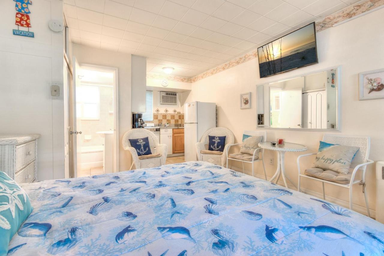 Tropic Terrace #16 - Beachfront Rental Apts St. Pete Beach Kültér fotó